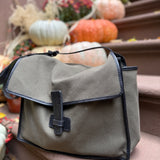 Messenger Sac  in Pine Canvas with Vegan Trim